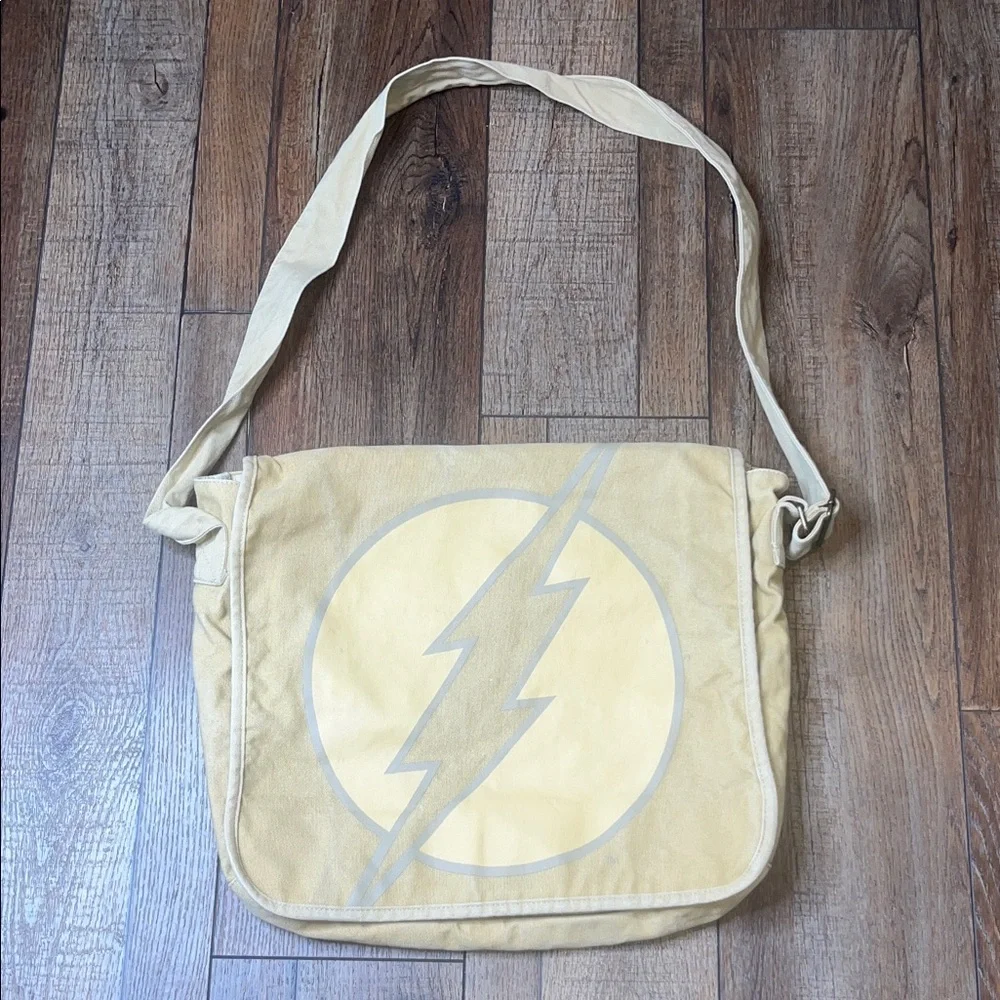 DC comics Athea Flash Yellow Canvas Messenger Bag